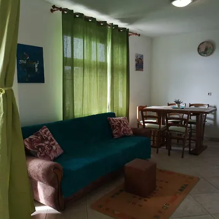 Διαμέρισμα David In 4 *